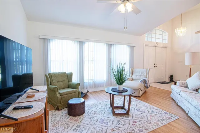 $1,850 | 3032 Southwest 10th Avenue, Cape Coral, FL 33914