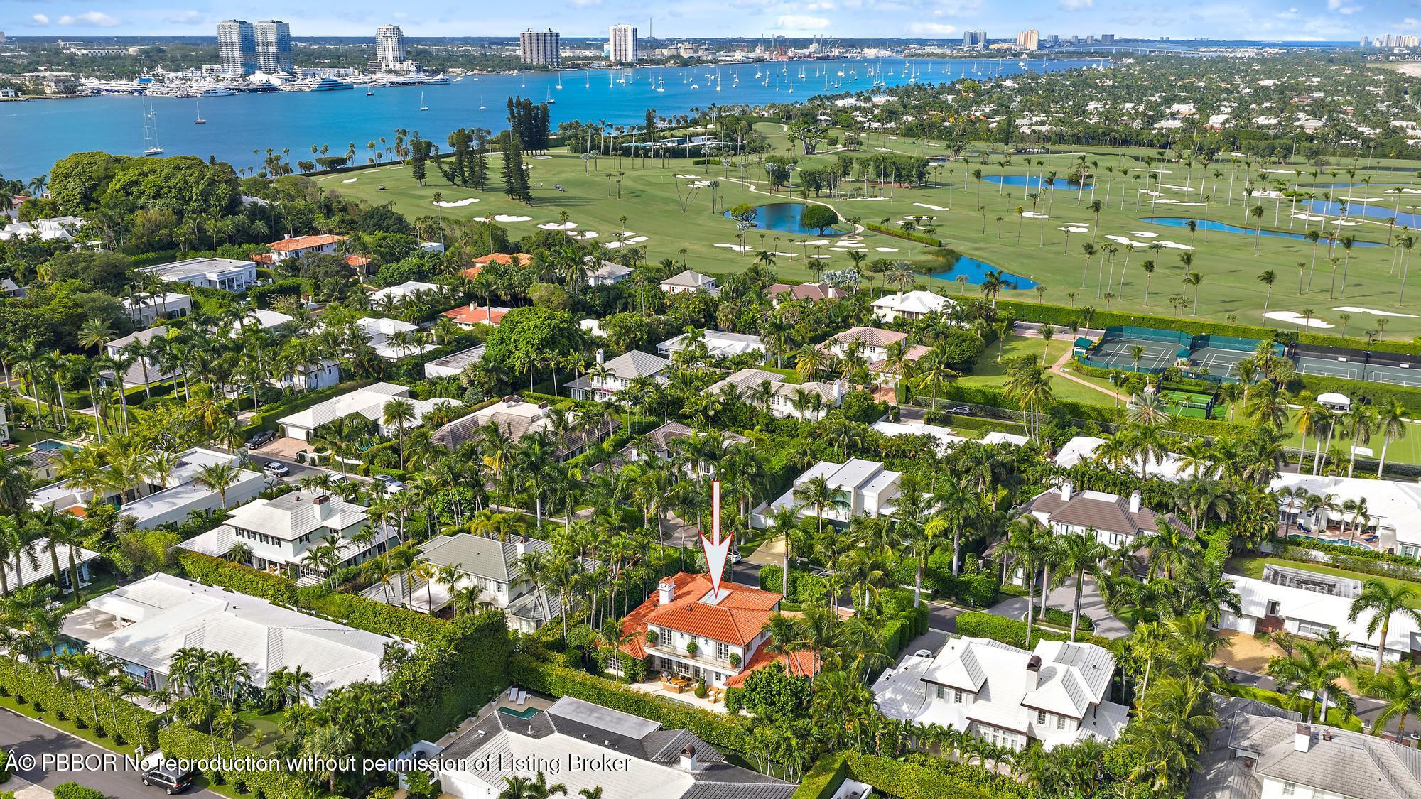 234 Ridgeview Drive Palm Beach, FL 33480 - Photo 19 of 20 an aerial view of residential houses with outdoor space and trees