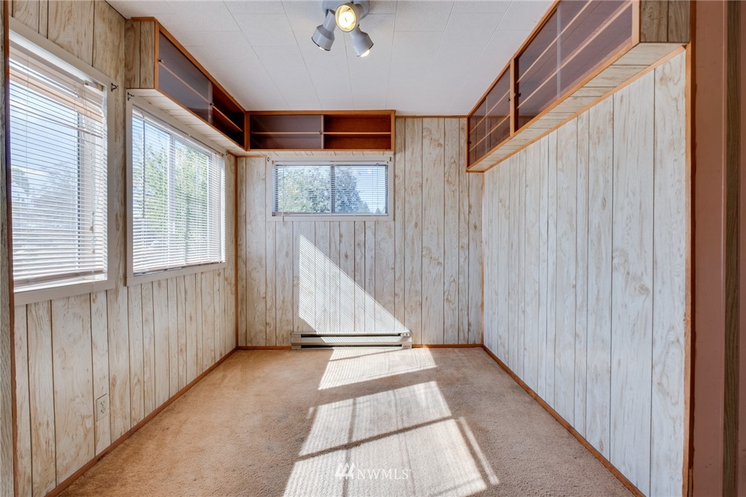 3103 Perry Avenue Bremerton, WA 98310 - Photo 13 of 25 Gallery Image 13