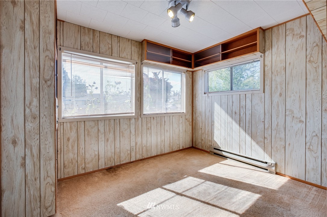 3103 Perry Avenue Bremerton, WA 98310 - Photo 14 of 25 Gallery Image 14