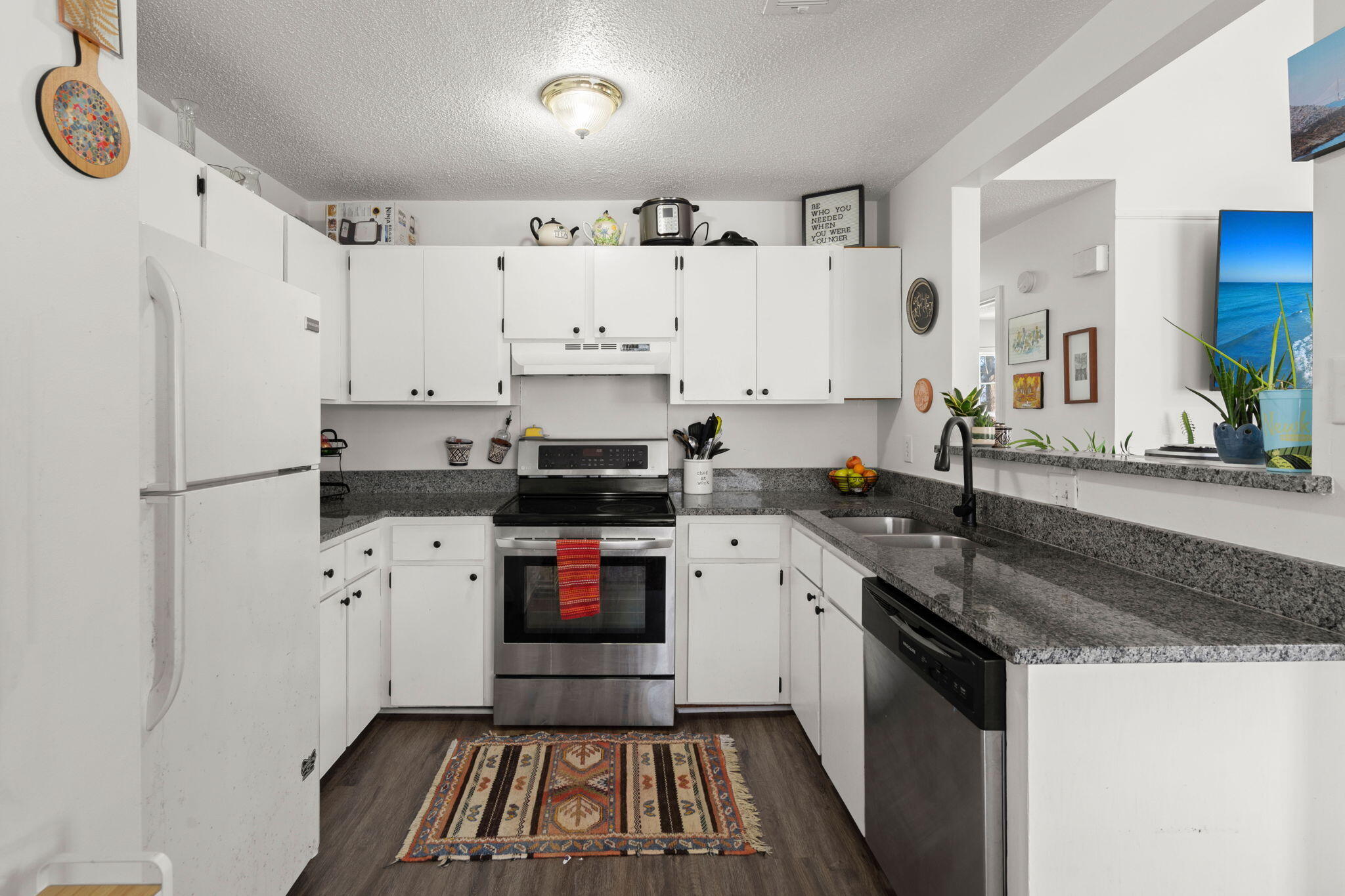 6275 Rolling Fork Road, Unit 405E North Charleston, SC 29406 - Photo 9 of 23 12