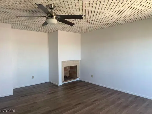 $2,395 | 1662 Shadow Mountain Place, Las Vegas, NV 89108