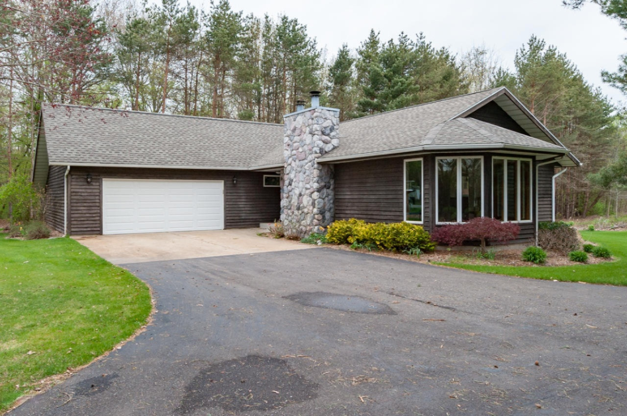 4101 Hagar Shore Road Coloma, MI 49038 - Photo 1 of 48 4101 Hagar Shores Coloma-40