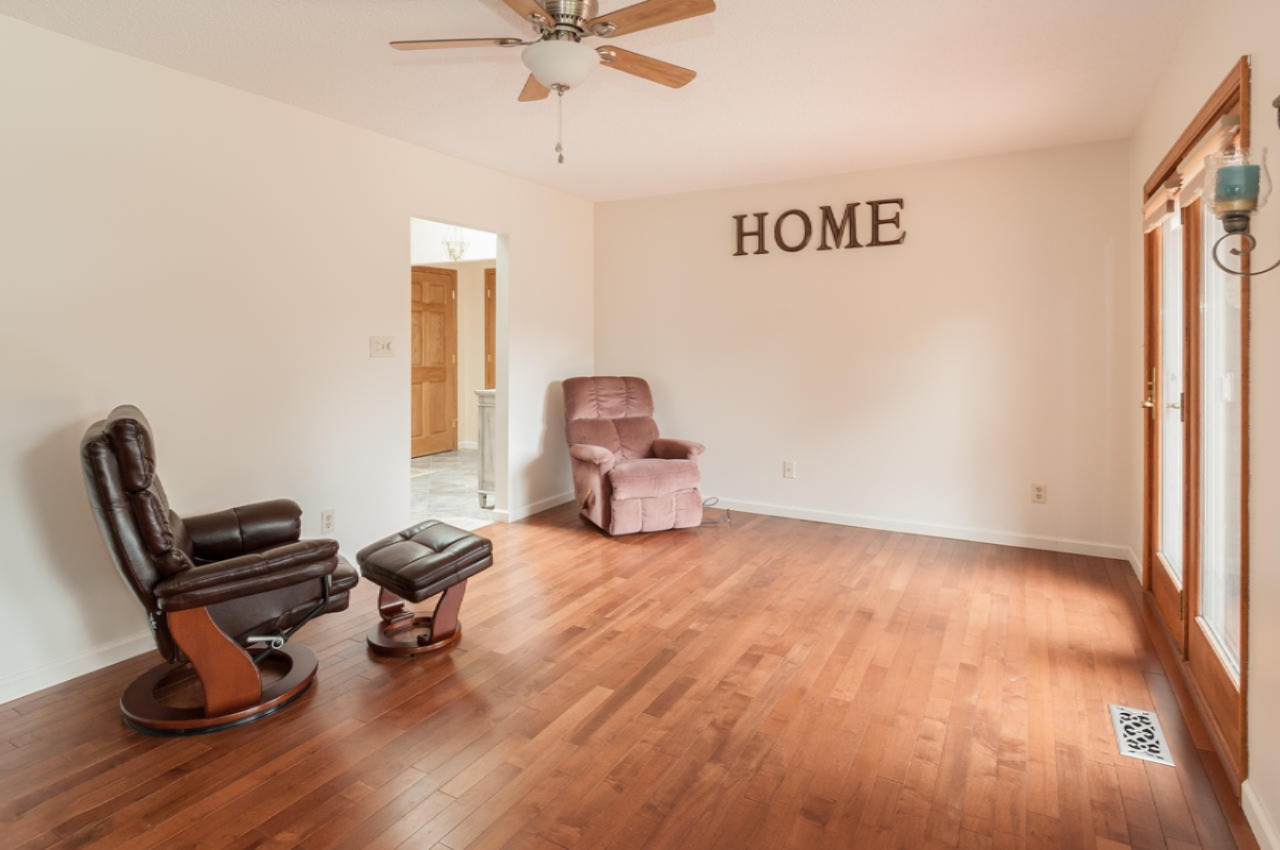 4101 Hagar Shore Road Coloma, MI 49038 - Photo 12 of 48 4101 Hagar Shores Coloma-9