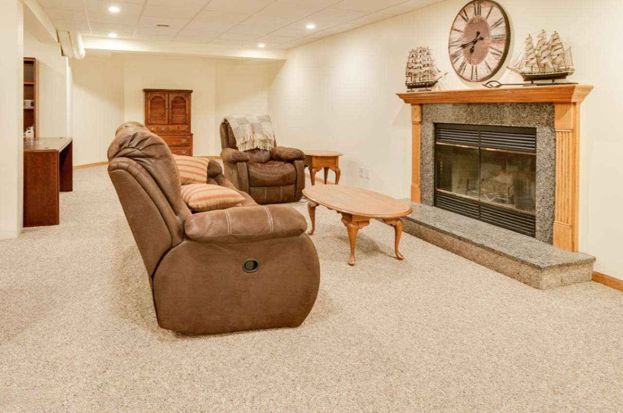 4101 Hagar Shore Road Coloma, MI 49038 - Photo 24 of 48 4101 Hagar Shores Coloma-17