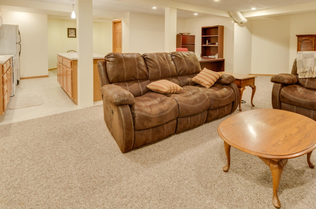 4101 Hagar Shore Road Coloma, MI 49038 - Photo 25 of 48 4101 Hagar Shores Coloma-18