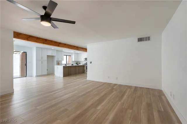 $3,500 | 5145 Tennis Court West, Las Vegas, NV 89120