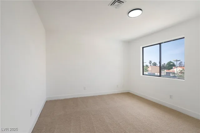 $3,500 | 5145 Tennis Court West, Las Vegas, NV 89120