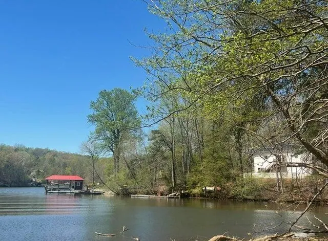 a view of a lake with houses