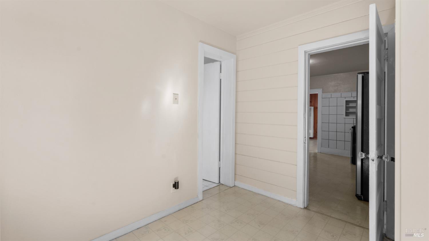 125 Kendal Street Vacaville, CA 95688 - Photo 25 of 45 an empty room with closet