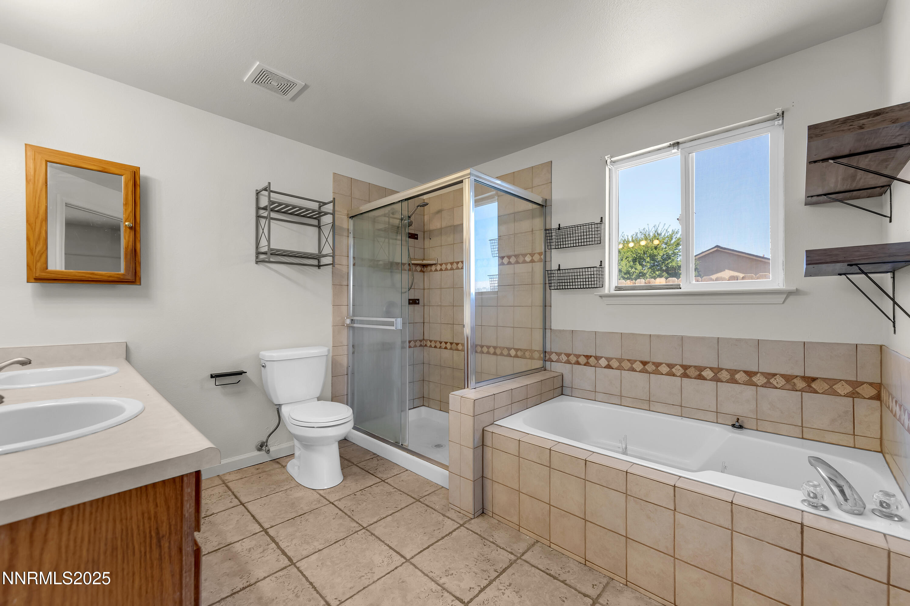 930 Atrium Road Fernley, NV 89408 - Photo 14 of 31 Atruim930-018