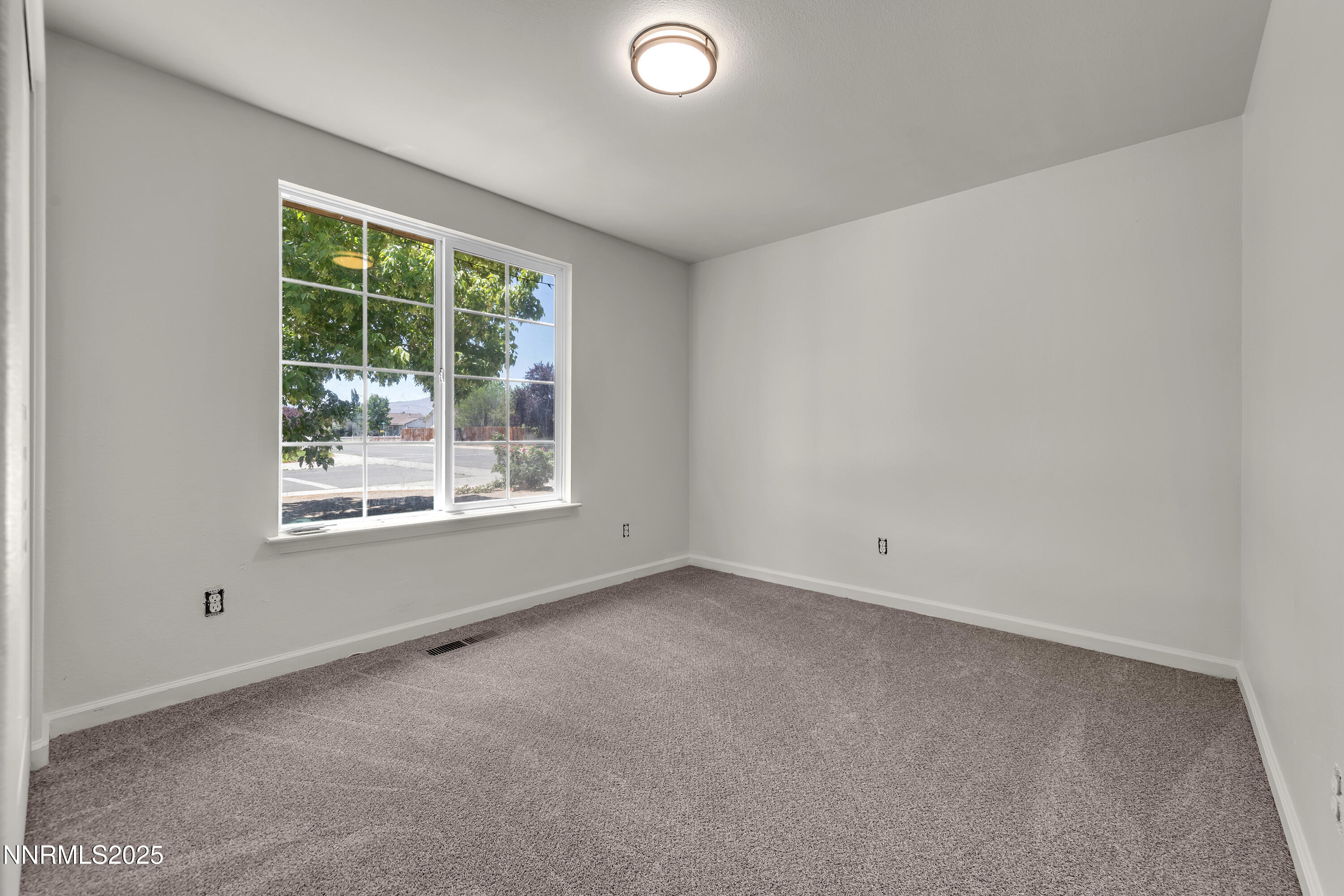 930 Atrium Road Fernley, NV 89408 - Photo 20 of 31 Atruim930-024