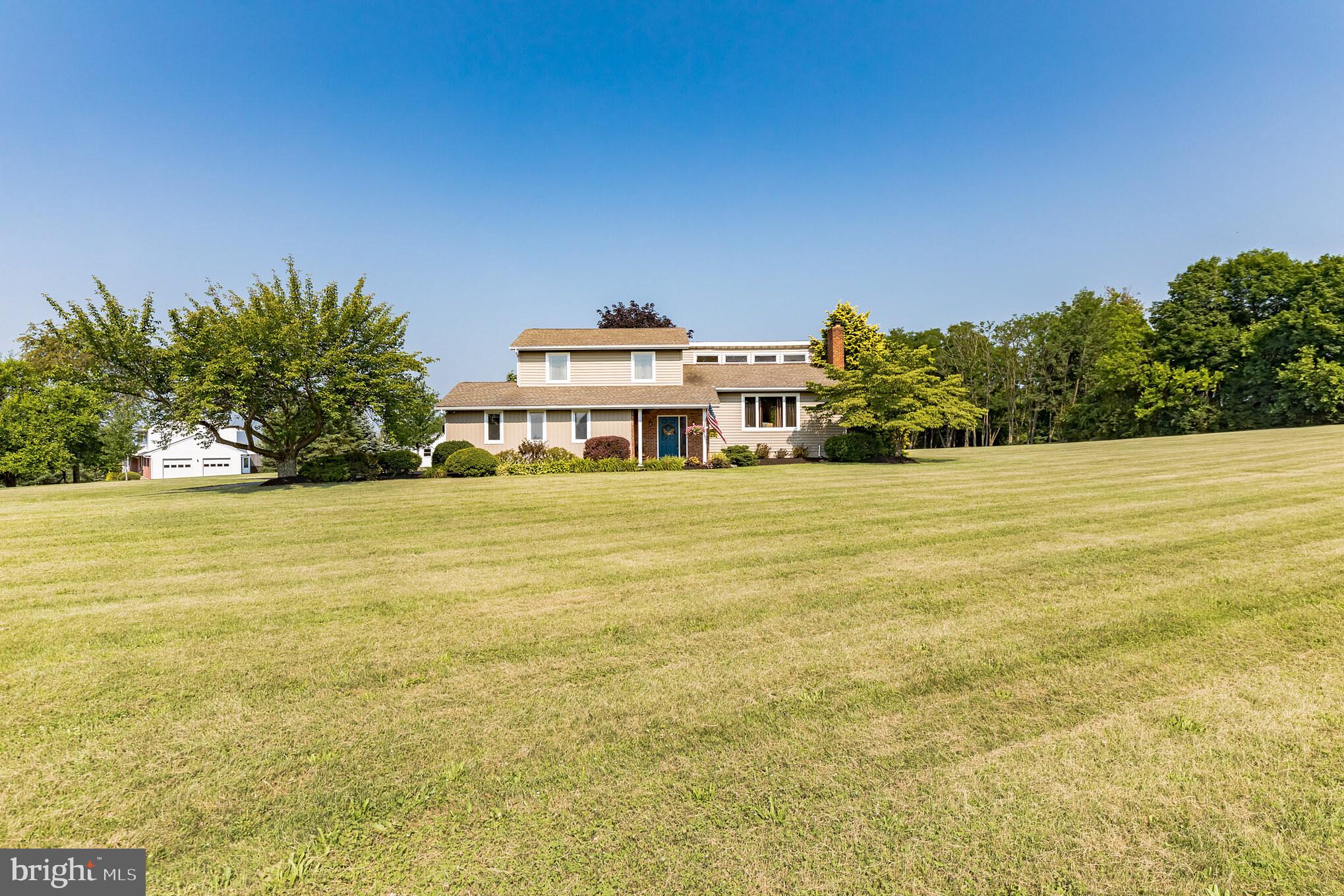 2329 East Buck Road Pennsburg, PA 18073 - Photo 1 of 37