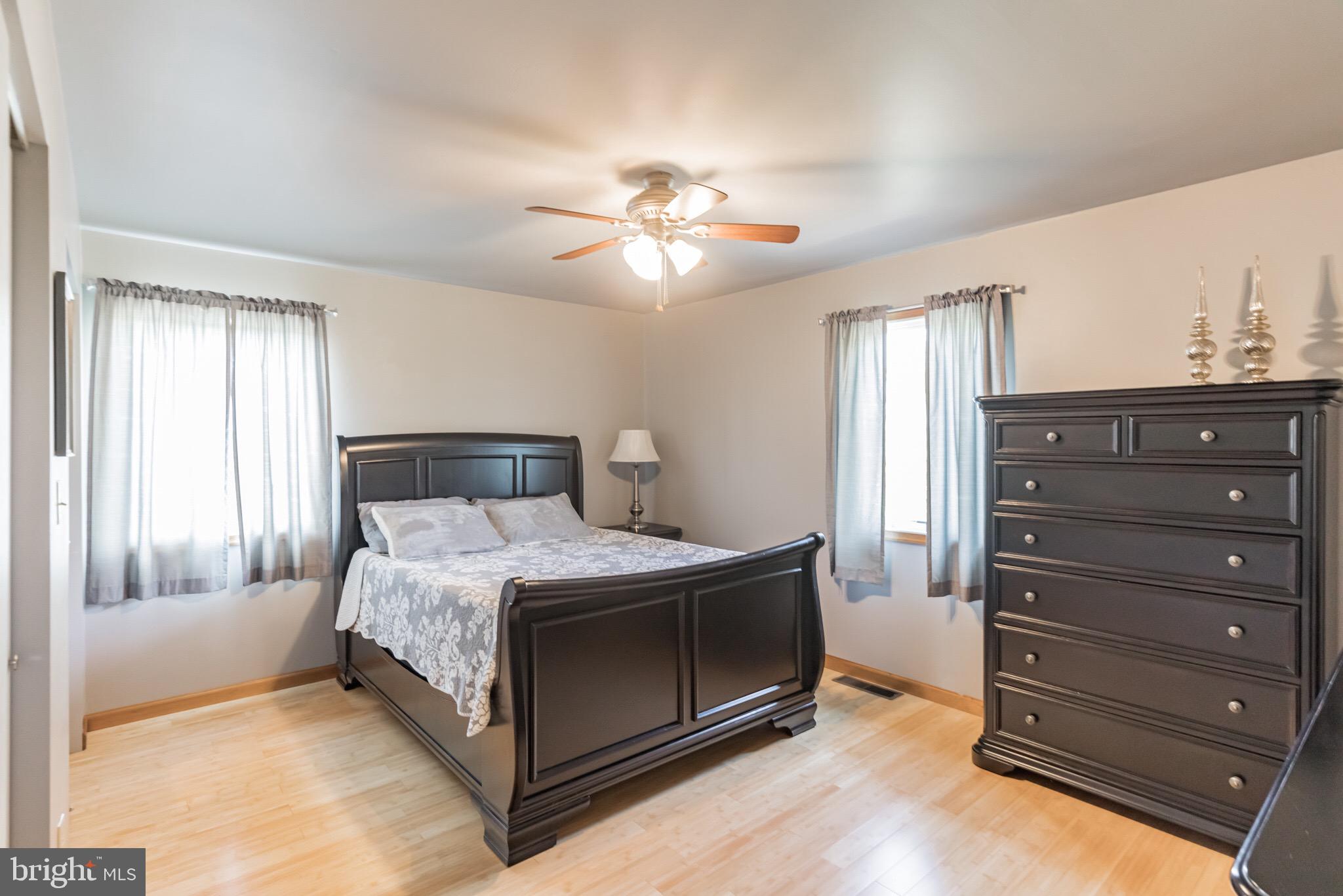 2329 East Buck Road Pennsburg, PA 18073 - Photo 24 of 37