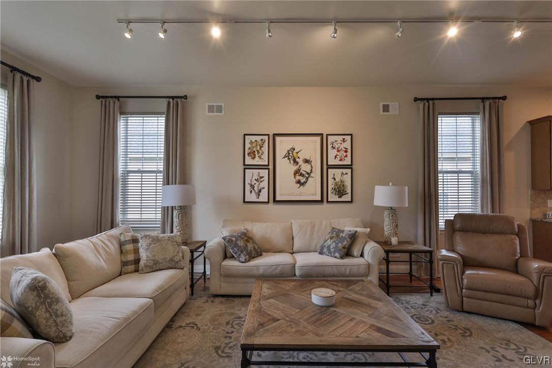 4065 Rutz Lane Allentown, PA 18104 - Photo 18 of 42