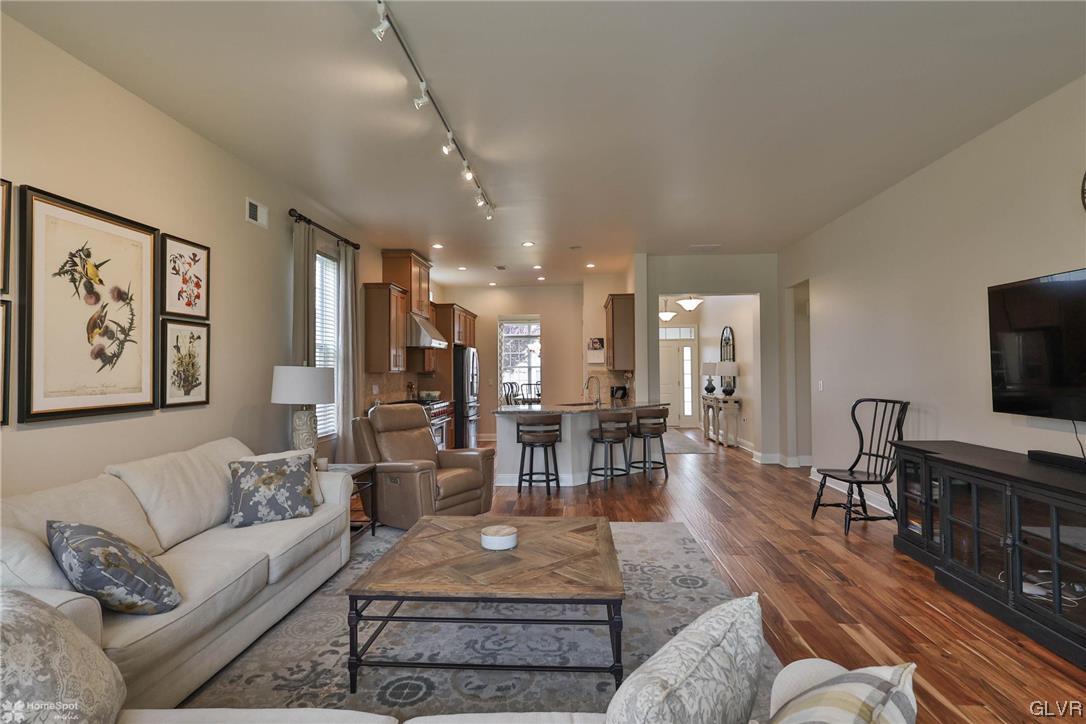 4065 Rutz Lane Allentown, PA 18104 - Photo 19 of 42