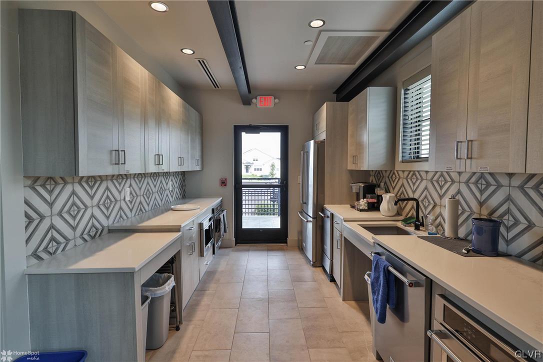 4065 Rutz Lane Allentown, PA 18104 - Photo 36 of 42