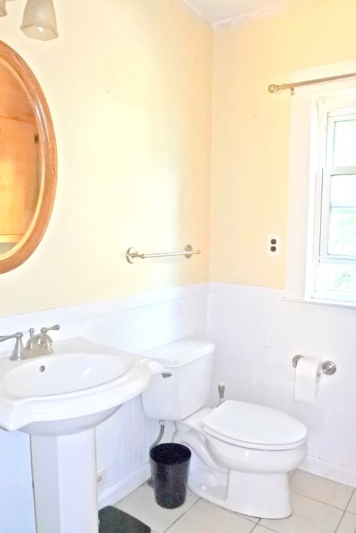 411 Chestnut Street Clinton, MA 01510 - Photo 12 of 19 Gallery Image 12