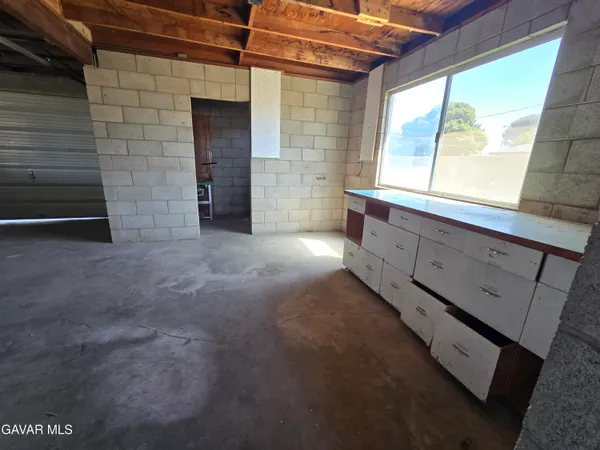 $162,500 | 26501 Ferguson Street, Boron, CA 93516