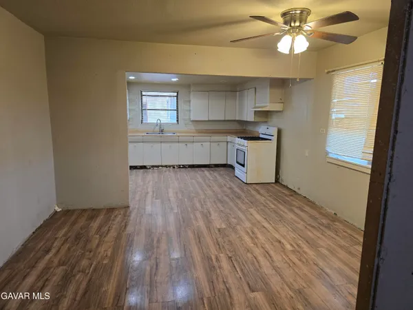 $162,500 | 26501 Ferguson Street, Boron, CA 93516