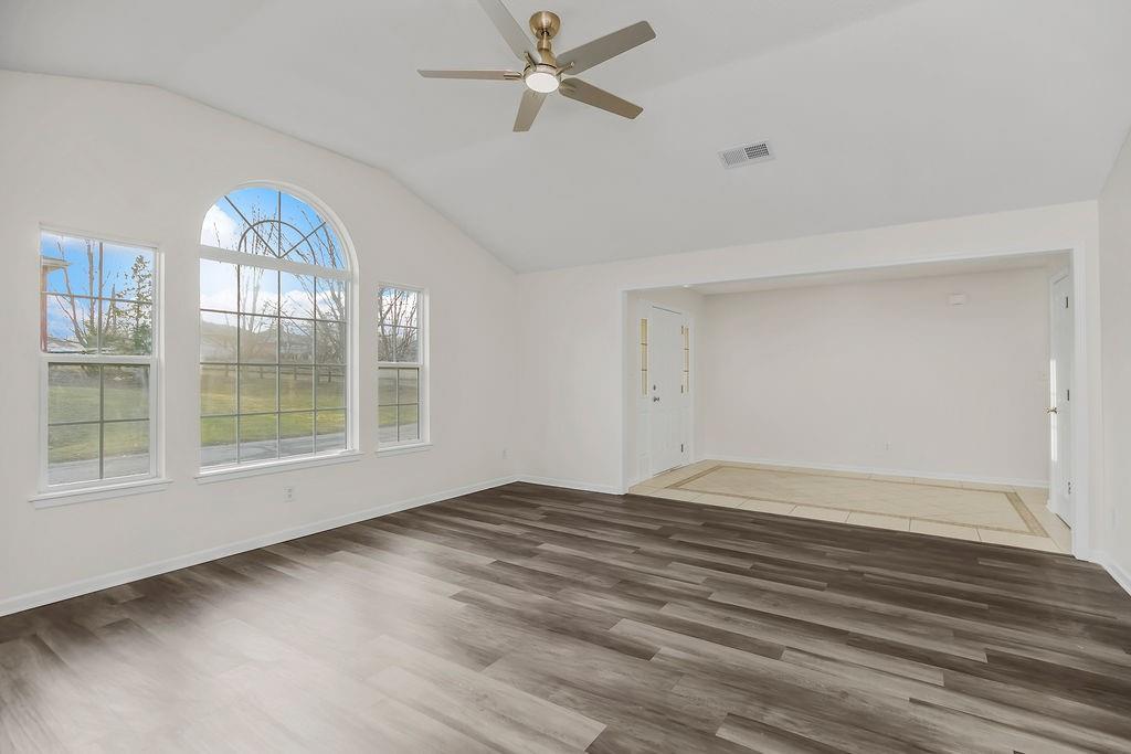 12628 East 48th Street South Independence, MO 64055 - Photo 9 of 20