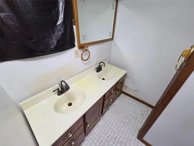 $170,000 | 2298 Starline Drive, Decatur, GA 30032