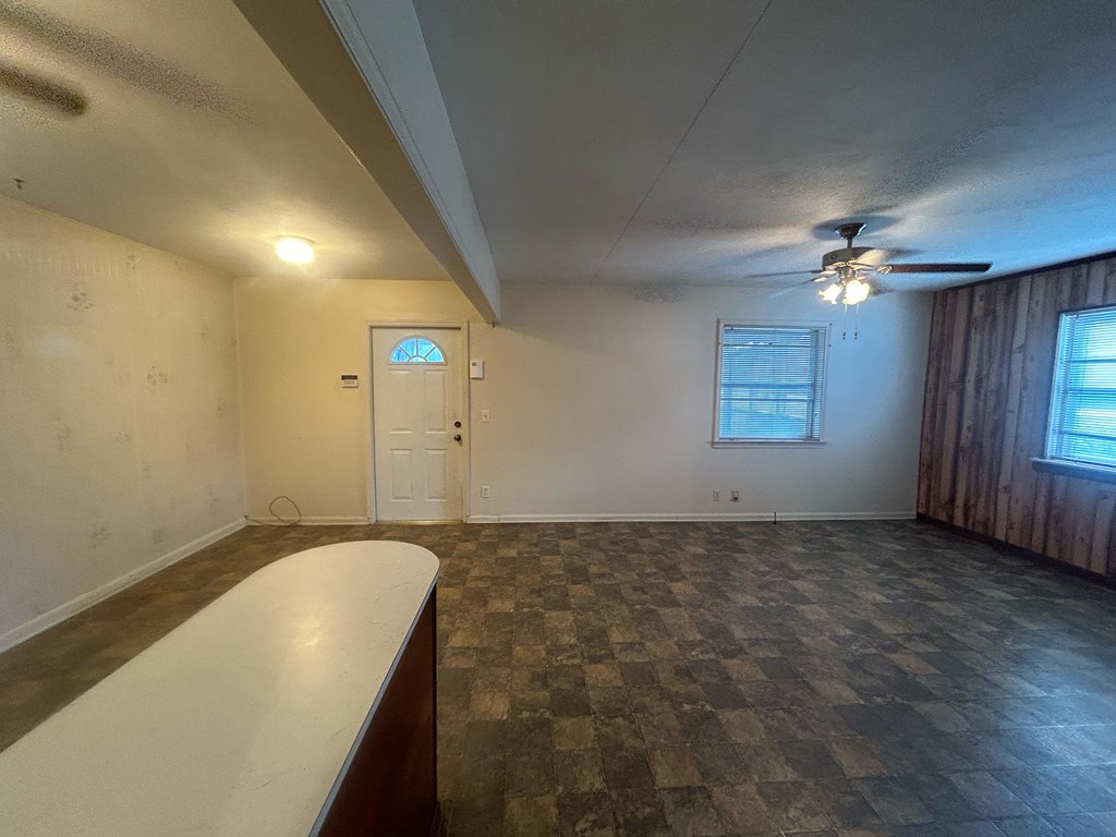 2116 North Co Road Gordon, AL 36343 - Photo 13 of 45