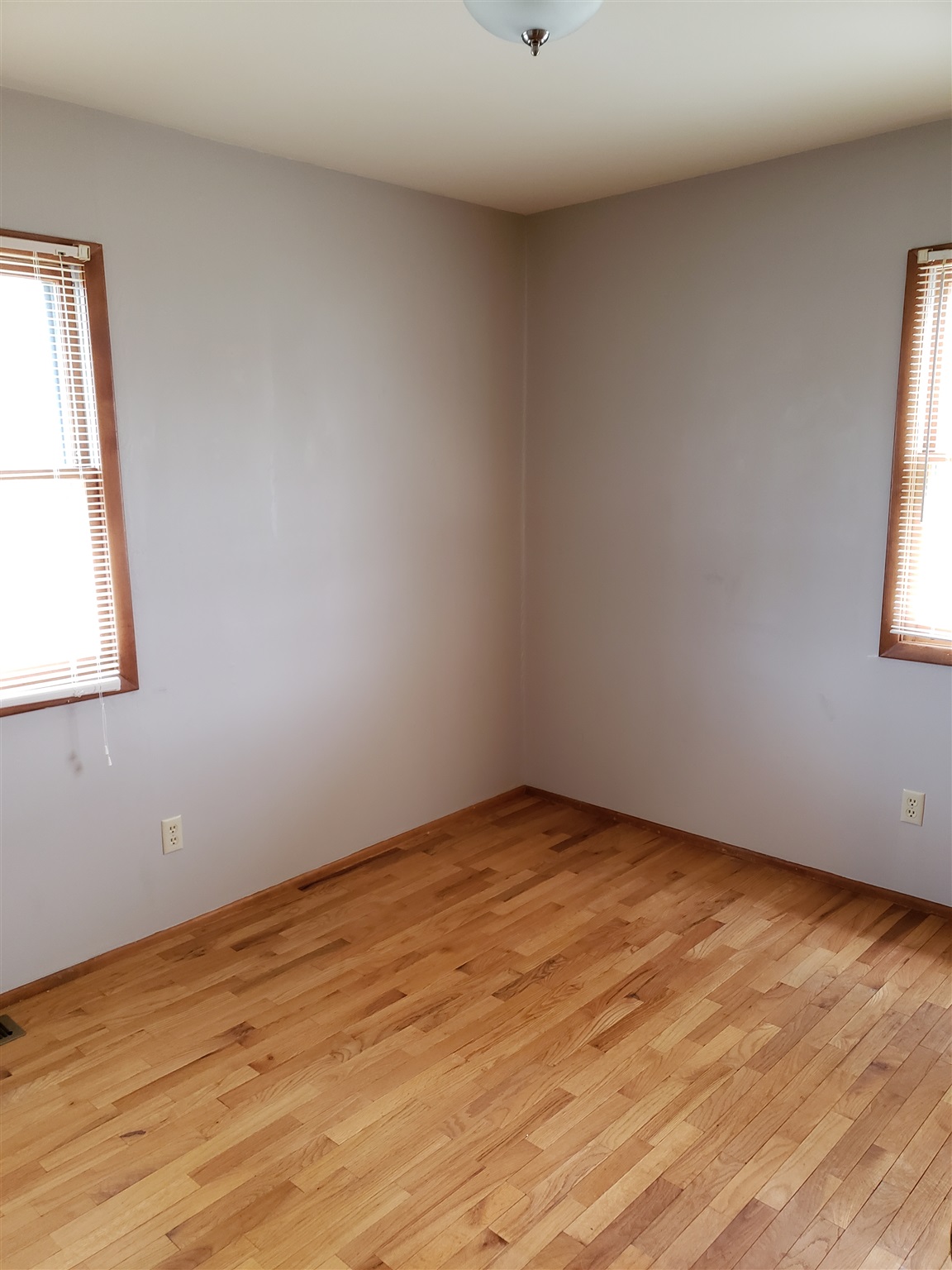 1033 Mix Avenue Decatur, IN 46733 - Photo 12 of 21