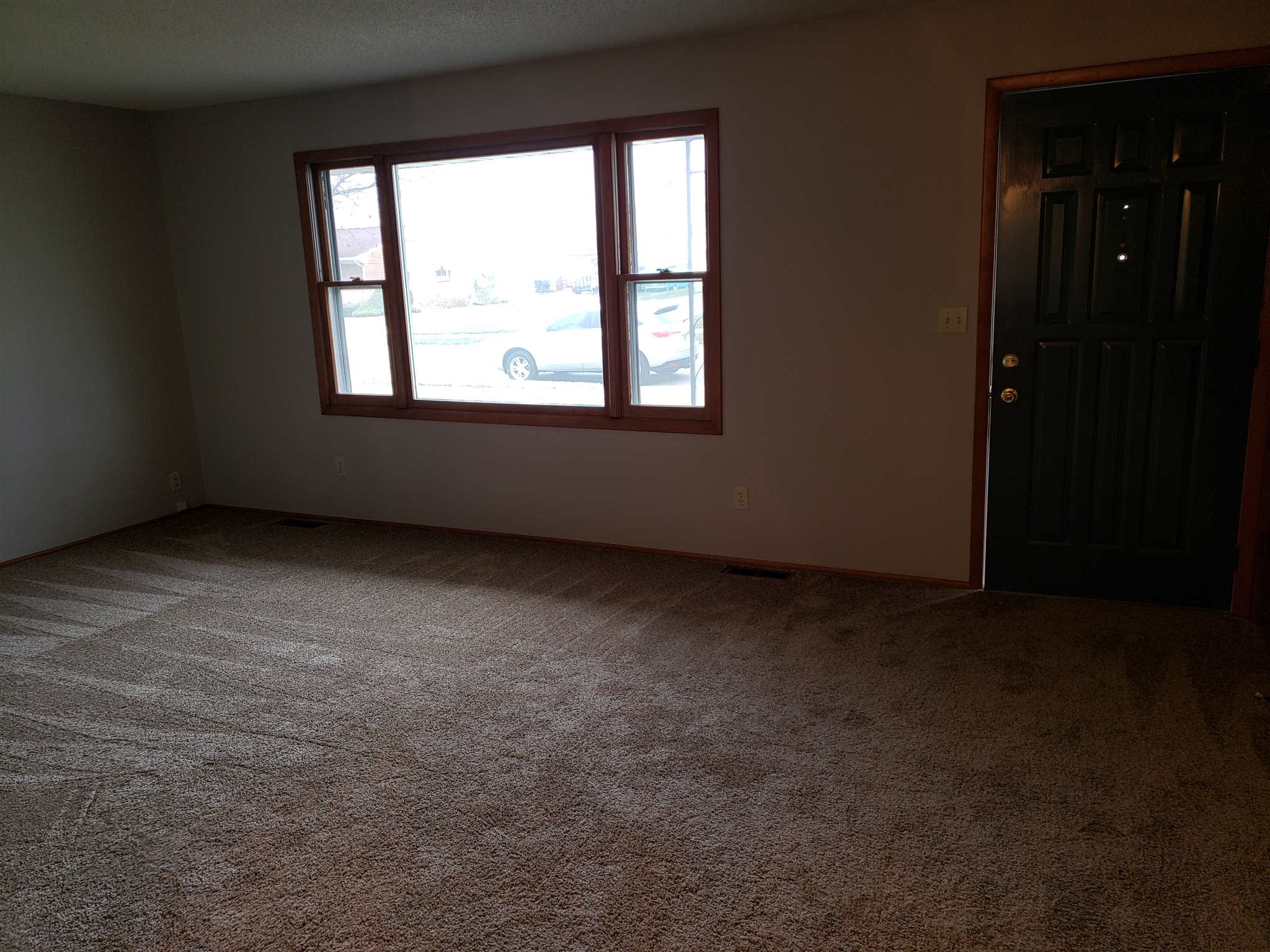 1033 Mix Avenue Decatur, IN 46733 - Photo 5 of 21