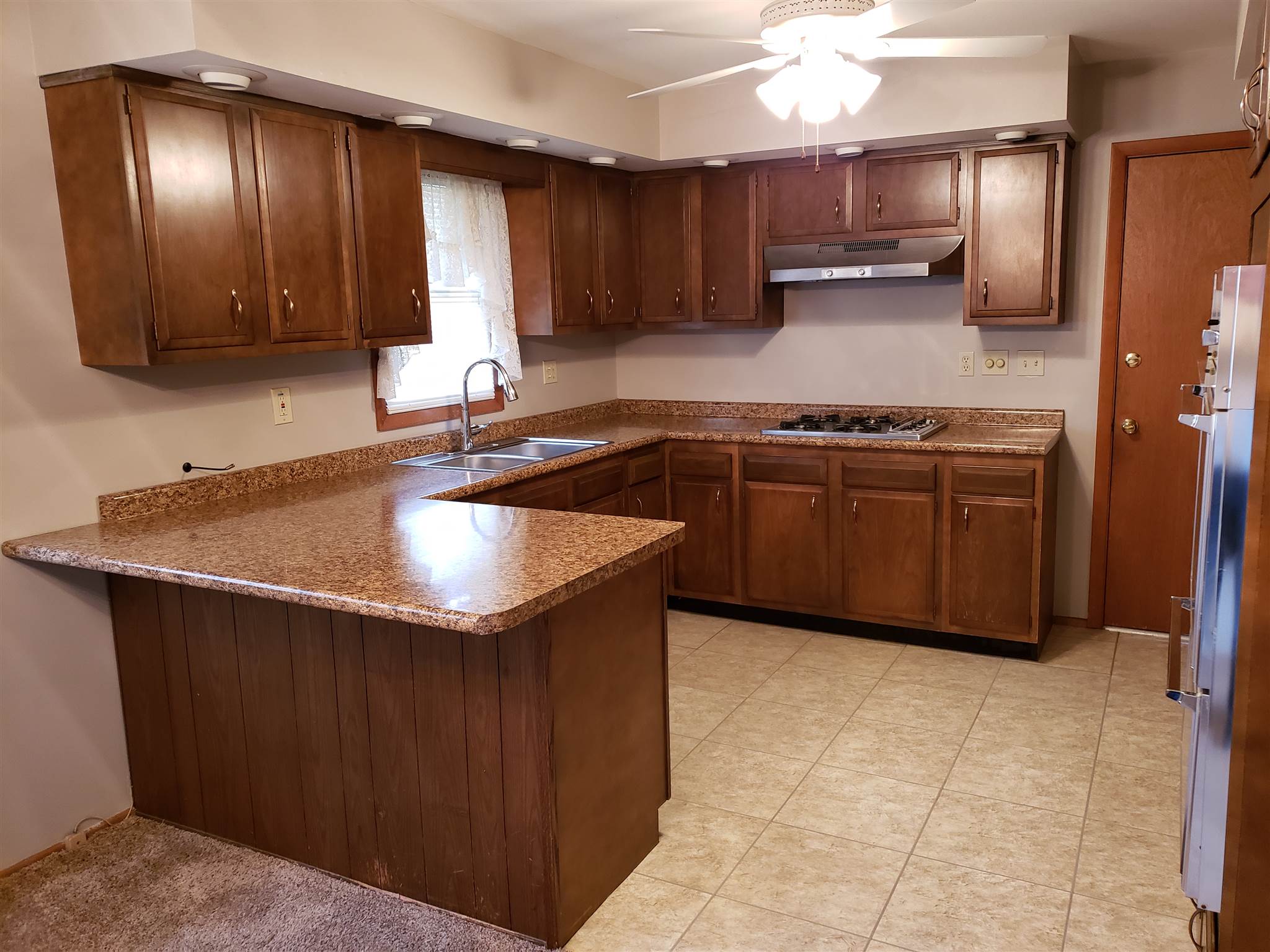 1033 Mix Avenue Decatur, IN 46733 - Photo 6 of 21