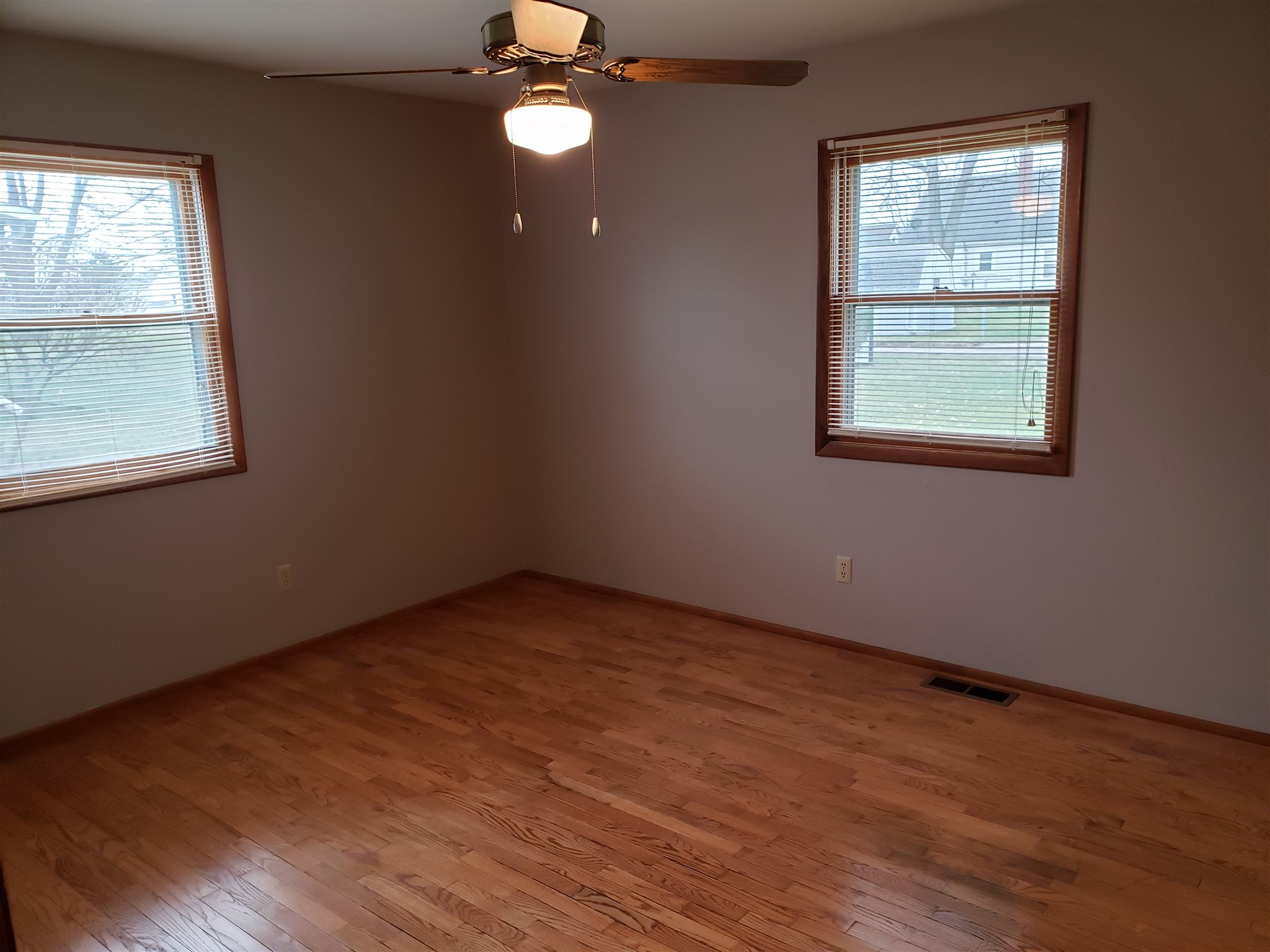 1033 Mix Avenue Decatur, IN 46733 - Photo 10 of 21