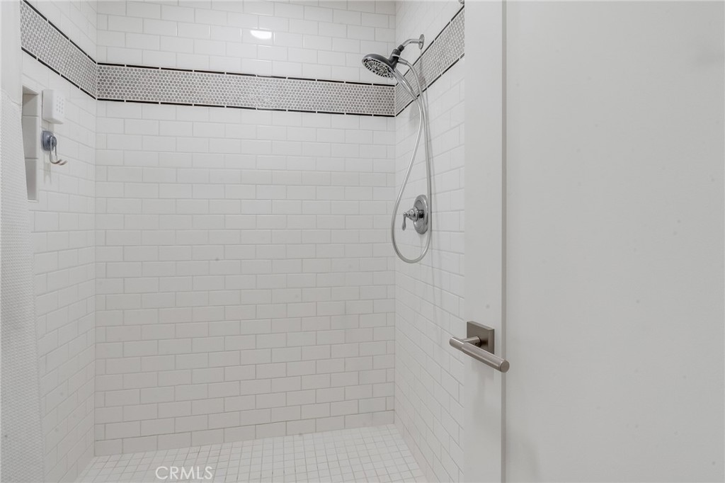 6330 Riviera Circle Long Beach, CA 90815 - Photo 36 of 58 Gallery Image 36