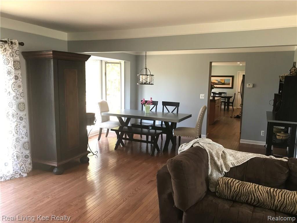 825 Augusta Drive Rochester Hills, MI 48309 - Photo 9 of 28