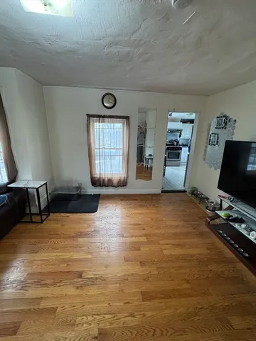 $2,000 | 22 Almont Street, Unit 2, Medford, MA 02155