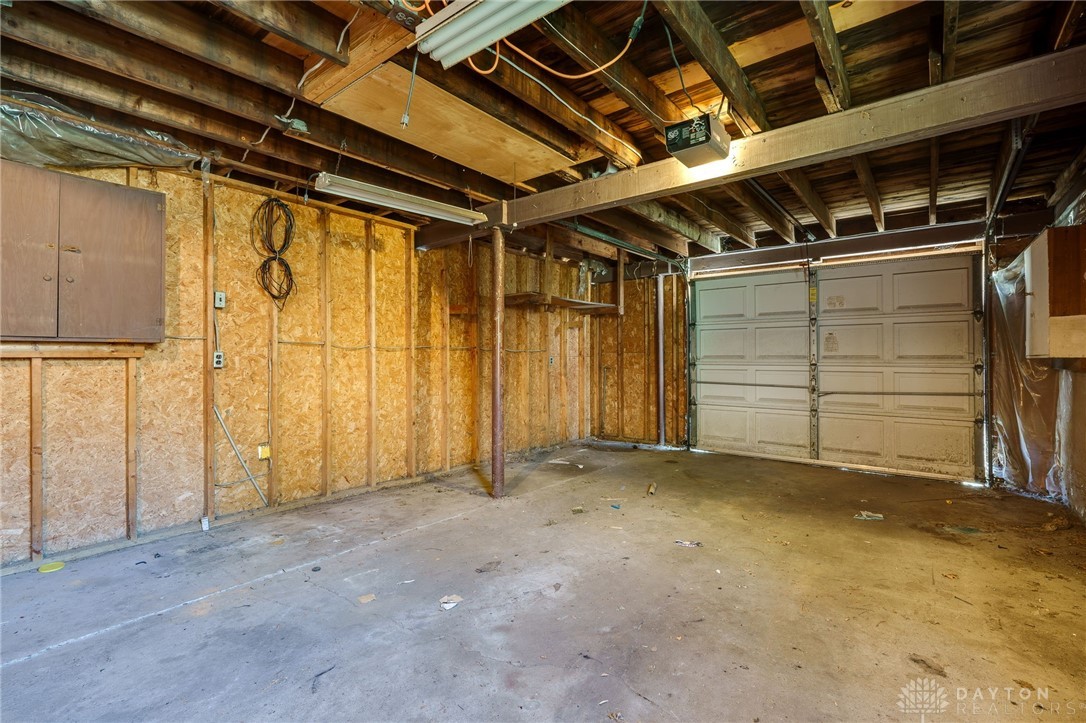 2933 Rugby Road Dayton, OH 45405 - Photo 30 of 39 Gallery Image 30