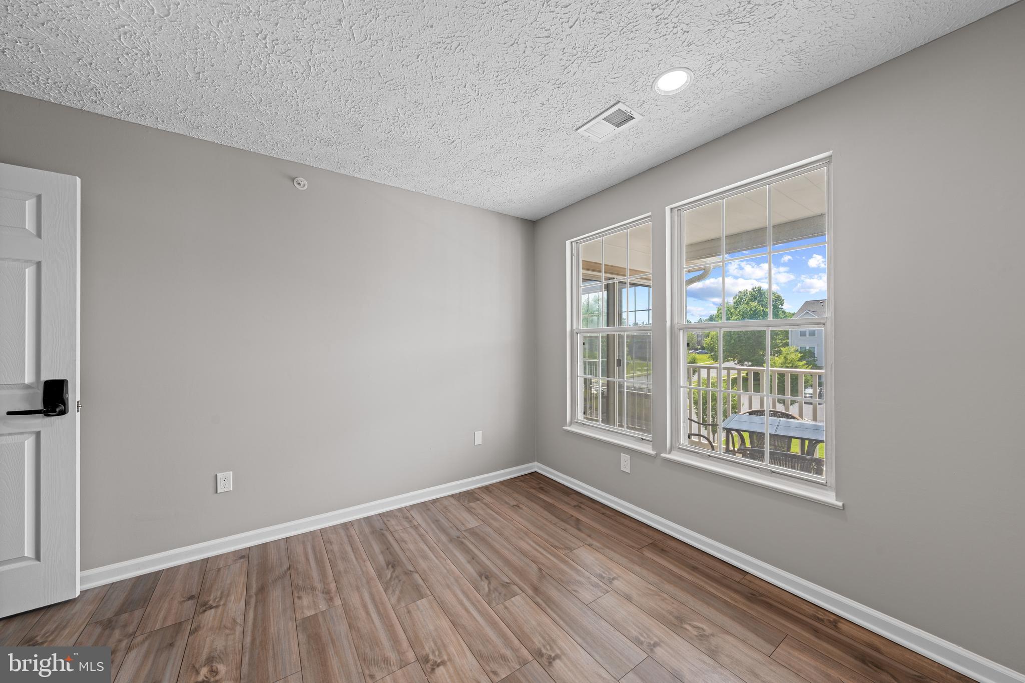 5601 Avonshire Place, Unit M Frederick, MD 21703 - Photo 18 of 27