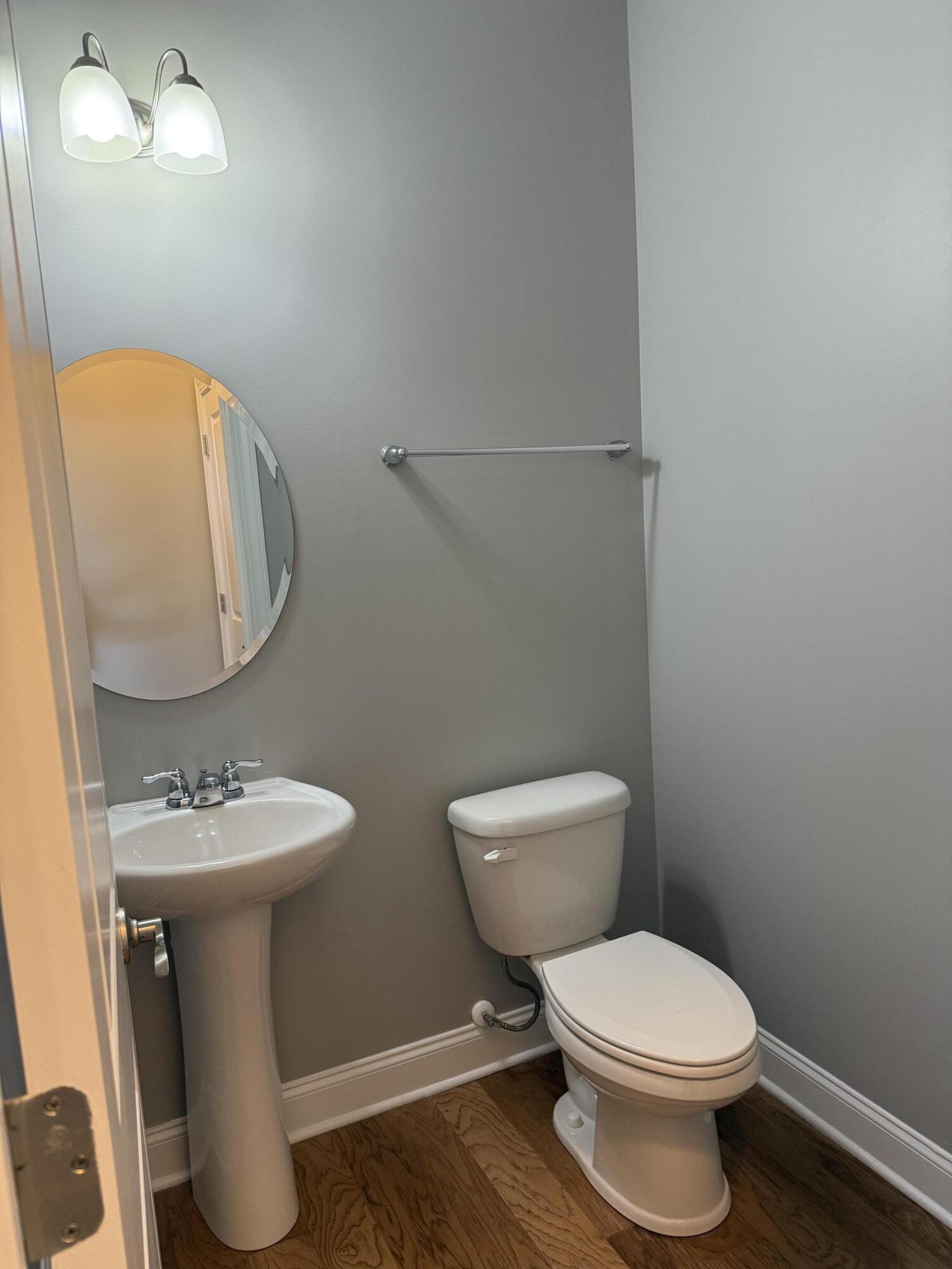 2089 Oyster Reef Lane Mount Pleasant, SC 29466 - Photo 13 of 84 2025-10-08 16.22.42