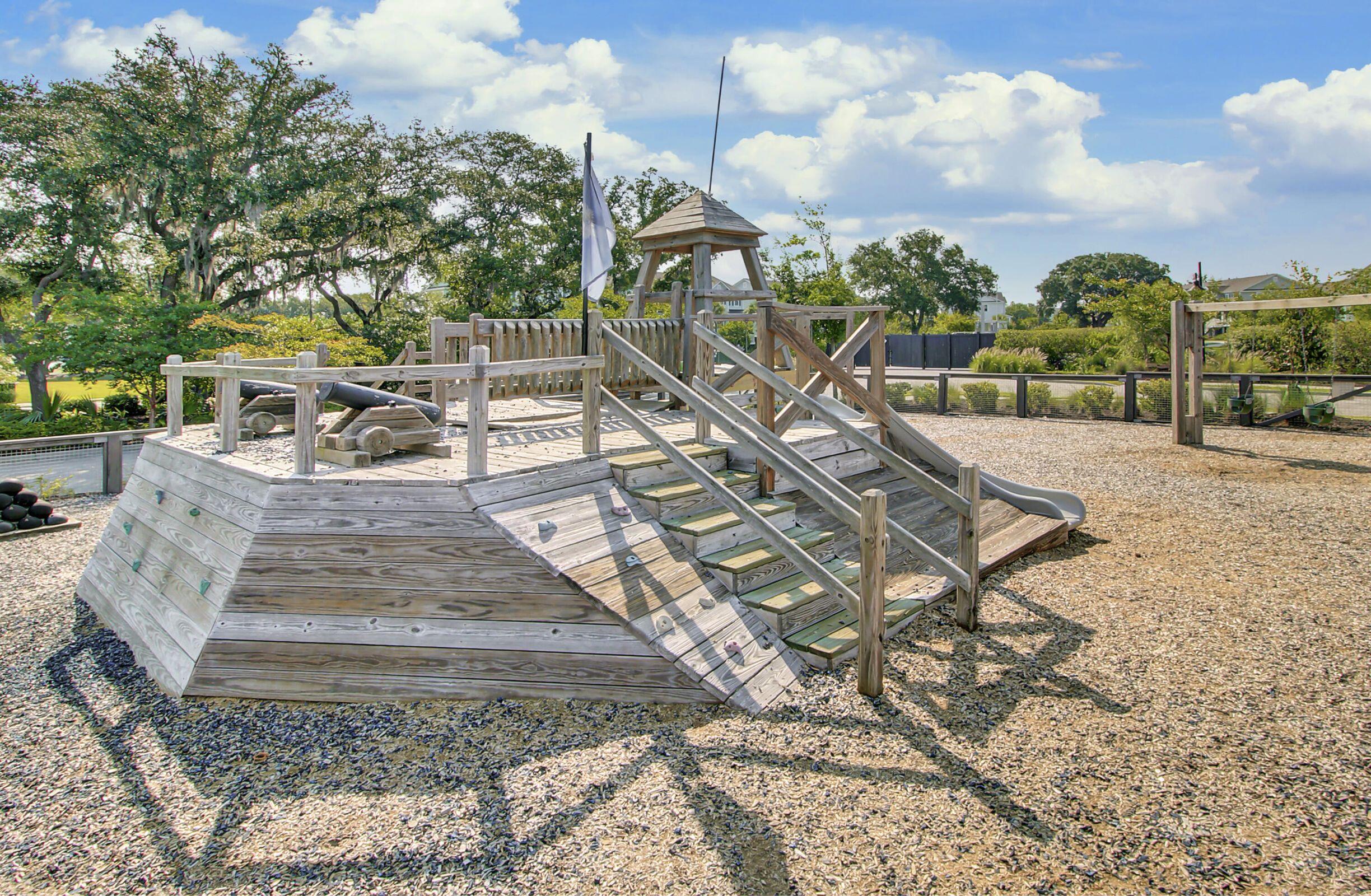 2089 Oyster Reef Lane Mount Pleasant, SC 29466 - Photo 52 of 84 B9