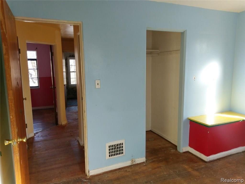 16554 Trinity Street Detroit, MI 48219 - Photo 16 of 26 Trinity (20) (Large).jpg