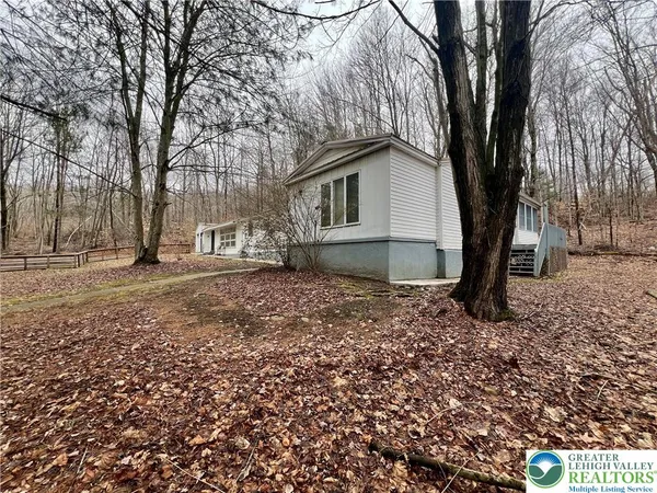 a back yard of a house