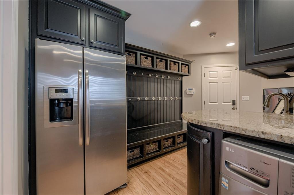 10318 Sagamore Road Leawood, KS 66206 - Photo 12 of 50