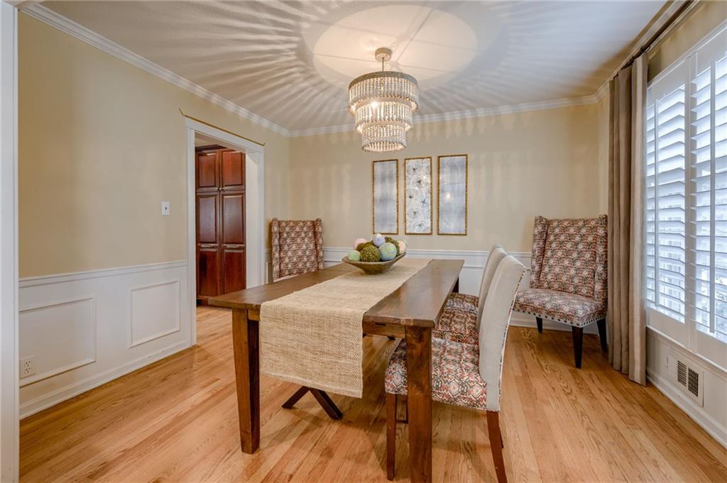 10318 Sagamore Road Leawood, KS 66206 - Photo 13 of 50