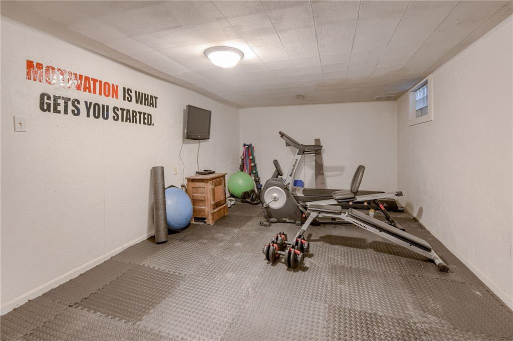 10318 Sagamore Road Leawood, KS 66206 - Photo 36 of 50