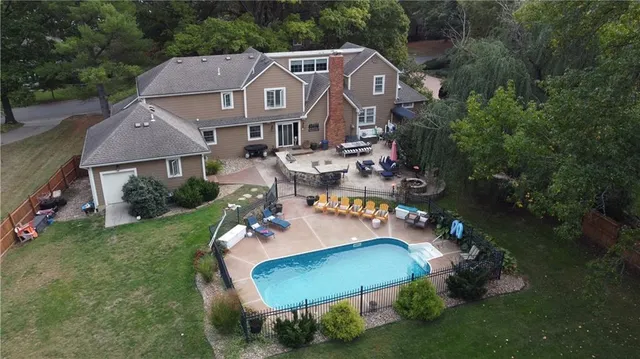 $1,049,950 | 10318 Sagamore Road, Leawood, KS 66206