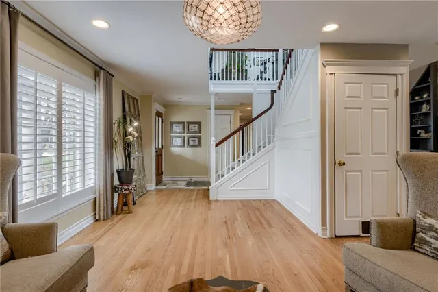 $1,049,950 | 10318 Sagamore Road, Leawood, KS 66206