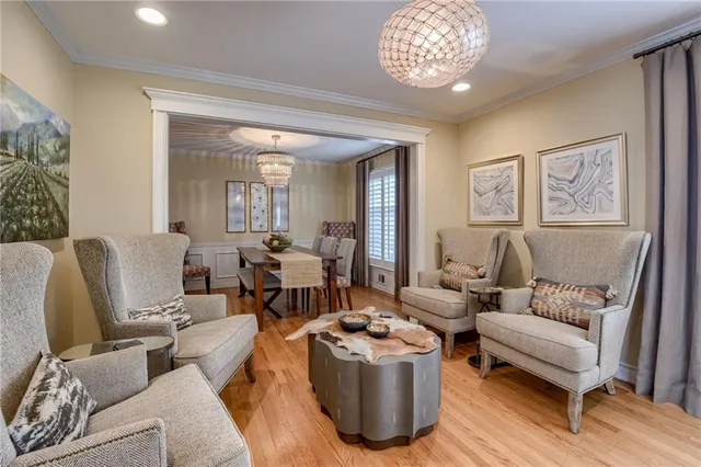 $1,049,950 | 10318 Sagamore Road, Leawood, KS 66206