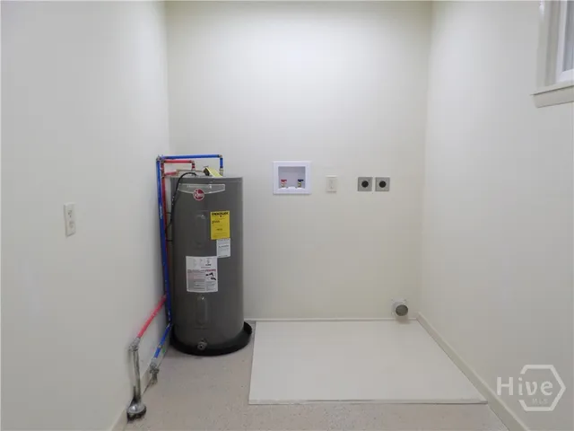 $1,600 | 4209 Crane Street, Savannah, GA 31405