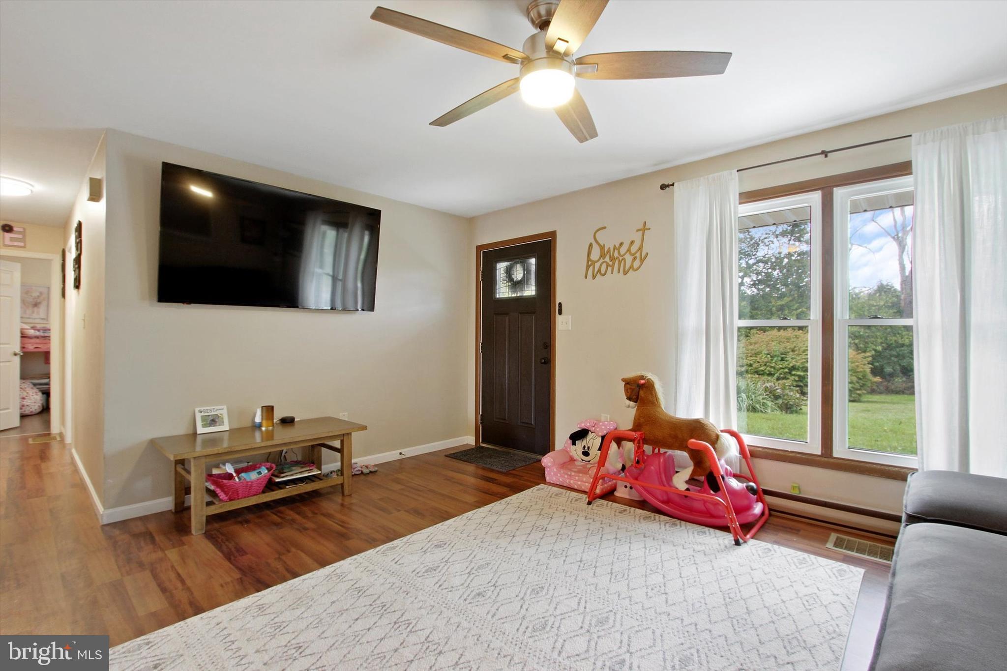 67 White Oak Tree Road York Springs, PA 17372 - Photo 5 of 27 Gallery Image 5