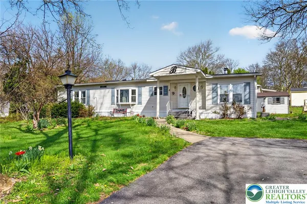 $149,900 | 4 Woodsdale Court, Bath, PA 18014