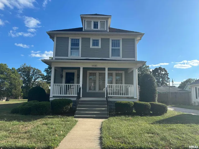 $185,000 | 1125 Oakland Avenue, Mount Vernon, IL 62864